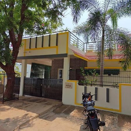 S R Luxurious Fully Ac 3 Bhk Bunglow Mysore Villa Kültér fotó