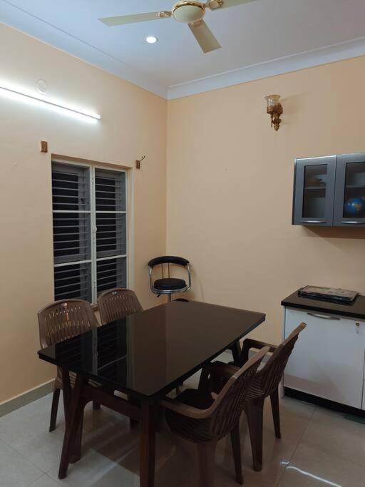 S R Luxurious Fully Ac 3 Bhk Bunglow Mysore Villa Kültér fotó