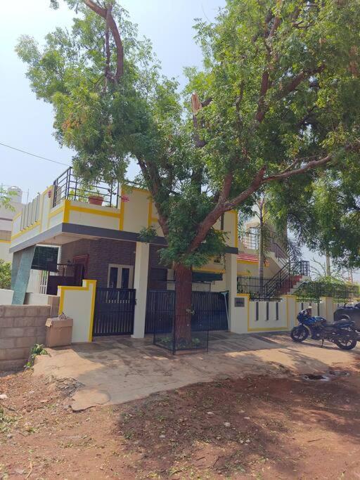 S R Luxurious Fully Ac 3 Bhk Bunglow Mysore Villa Kültér fotó