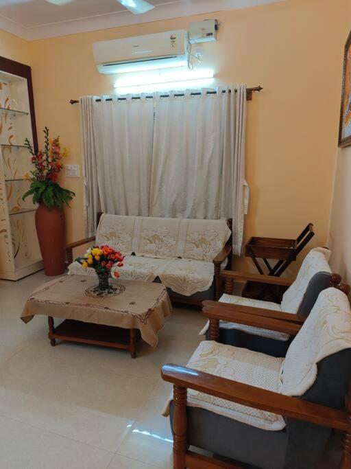 S R Luxurious Fully Ac 3 Bhk Bunglow Mysore Villa Kültér fotó