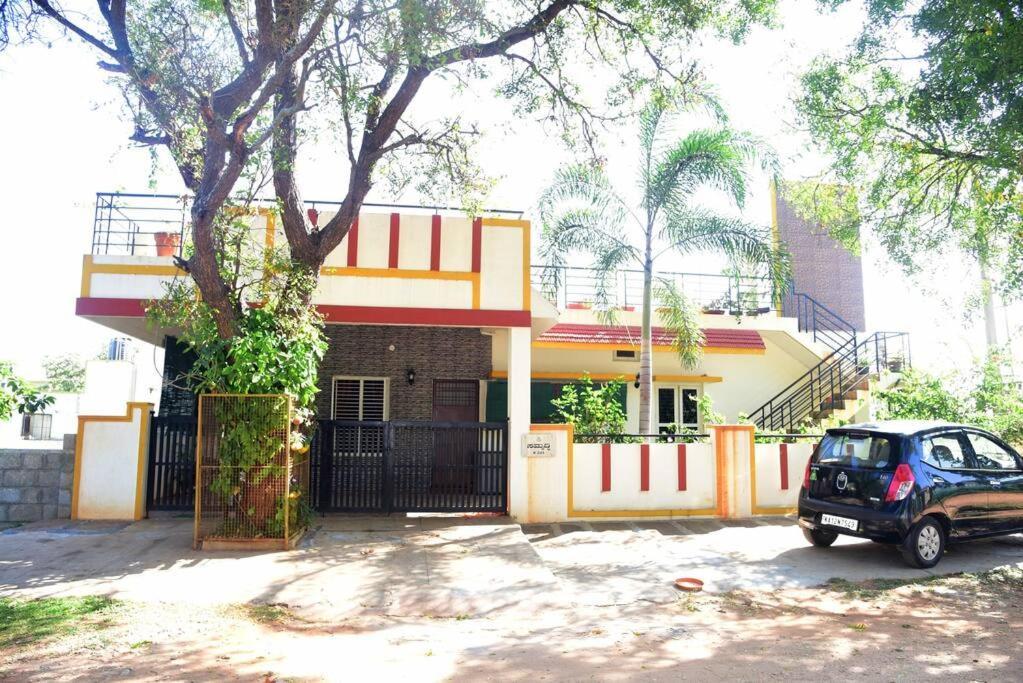 S R Luxurious Fully Ac 3 Bhk Bunglow Mysore Villa Kültér fotó